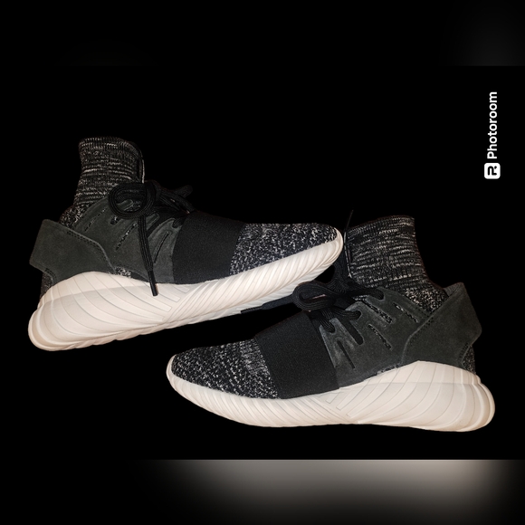 Adidas Tubular Doom PK Mens Sz. 6 Shoes